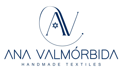 LOGO-SITE Ana Valmórbida | Handmade Textiles